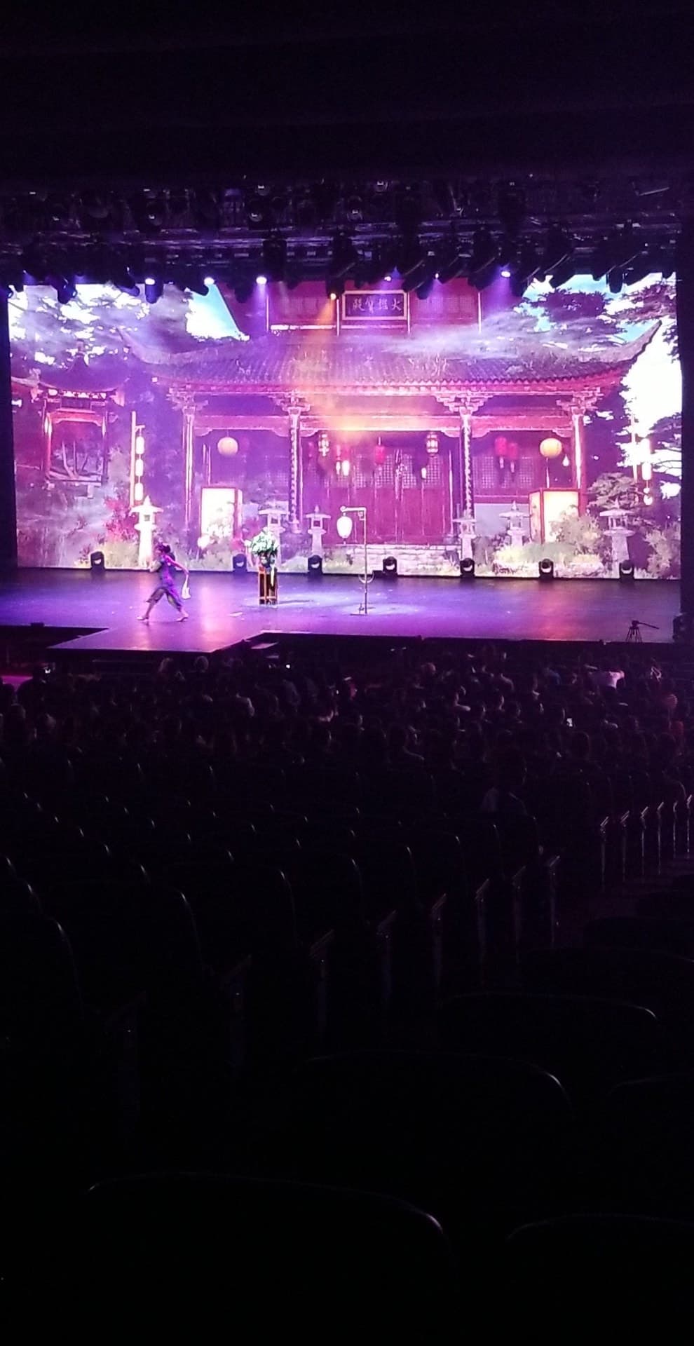 Sanya Shows 23